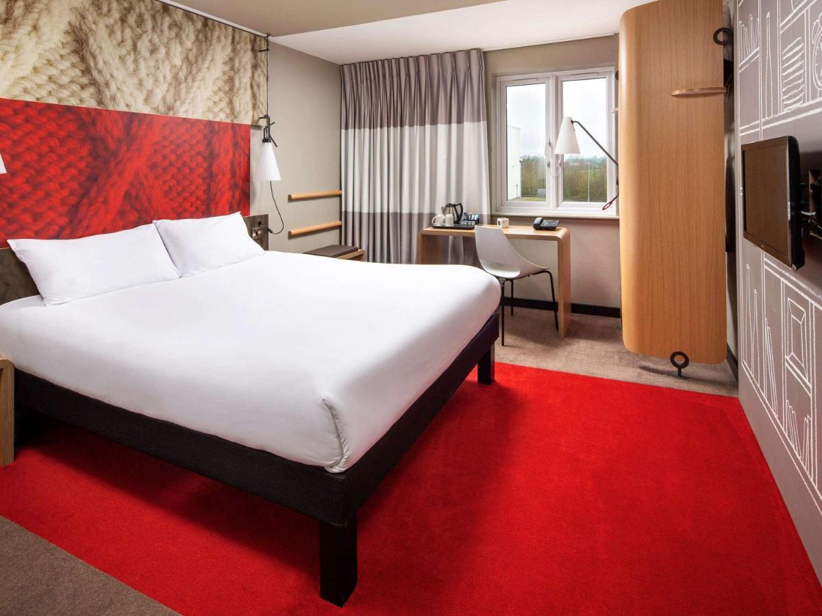 Ibis Rugby East Hotel Крик Екстериор снимка