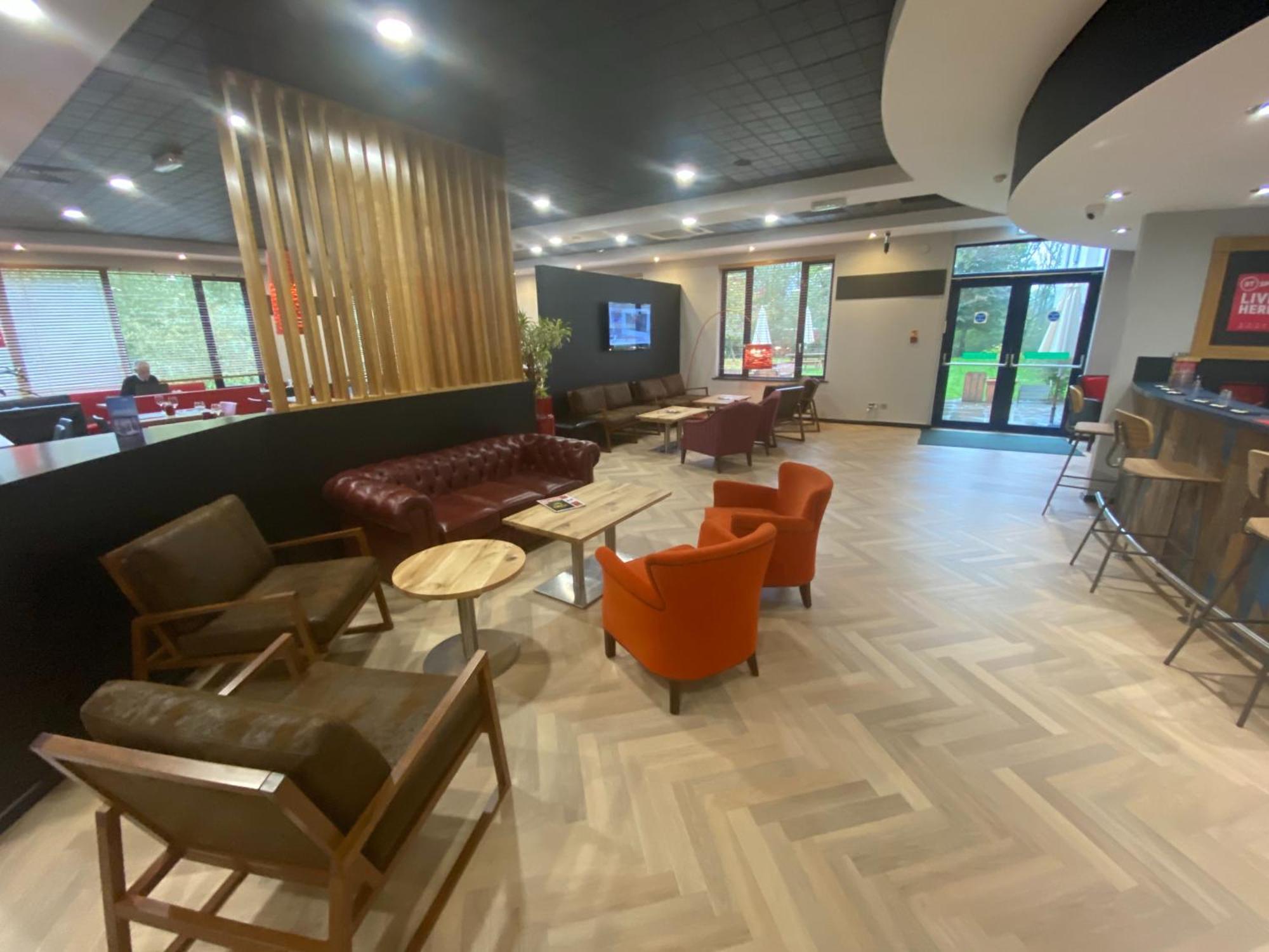 Ibis Rugby East Hotel Крик Екстериор снимка