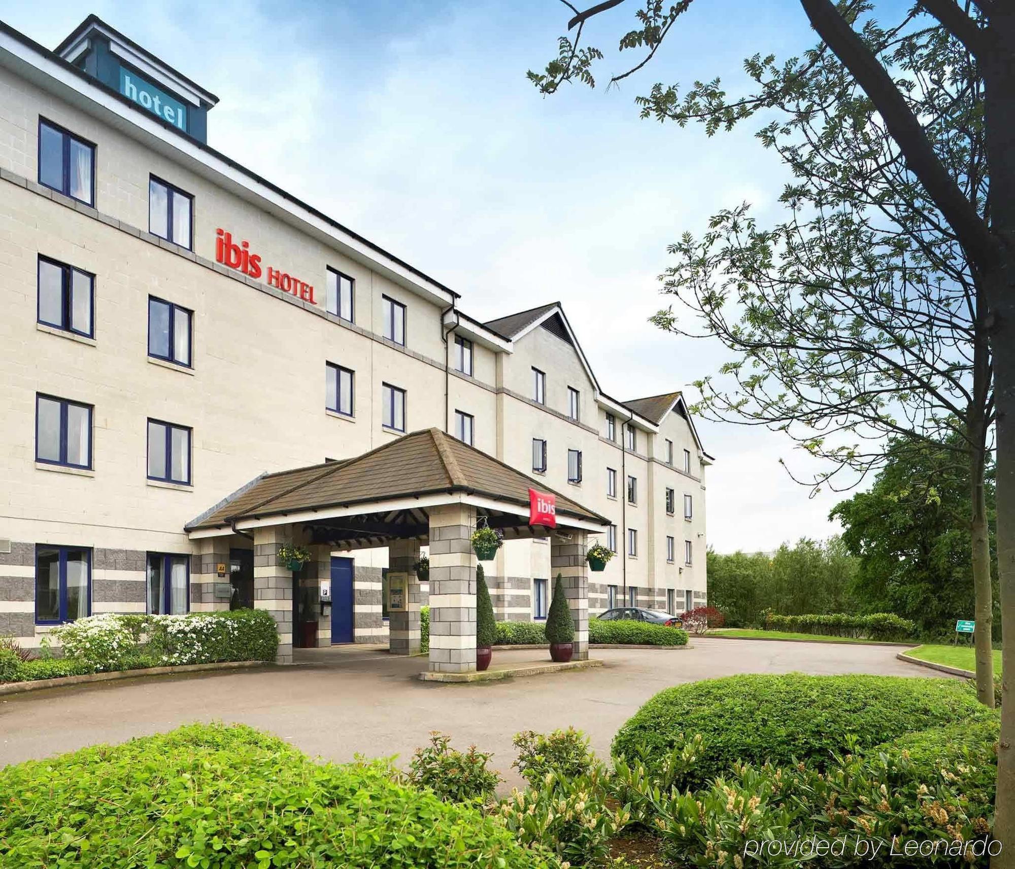 Ibis Rugby East Hotel Крик Екстериор снимка