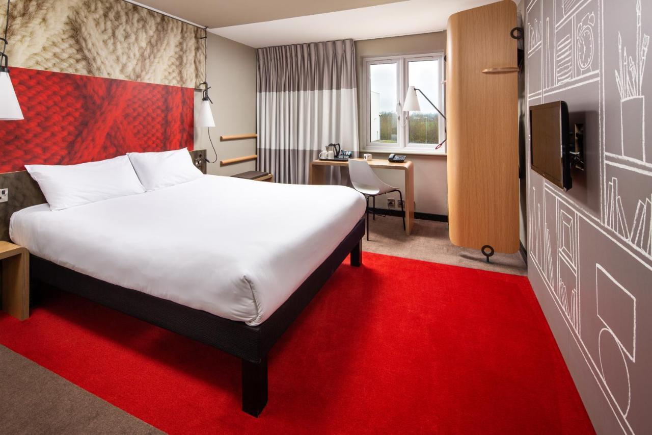 Ibis Rugby East Hotel Крик Екстериор снимка