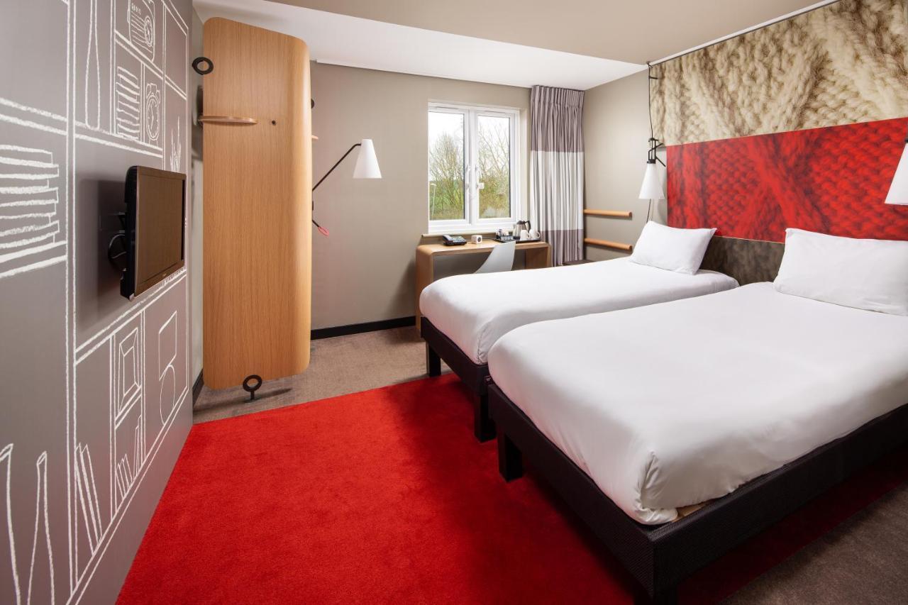 Ibis Rugby East Hotel Крик Екстериор снимка