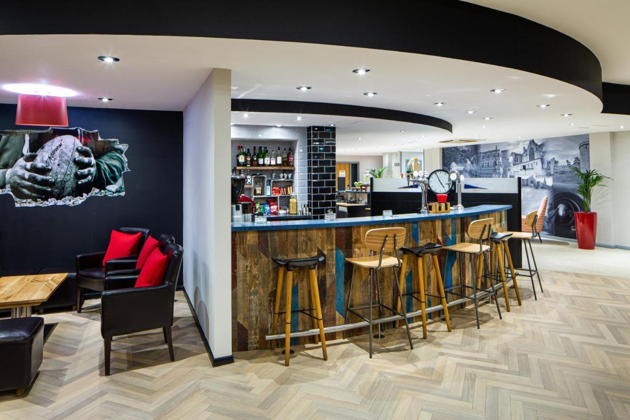 Ibis Rugby East Hotel Крик Екстериор снимка