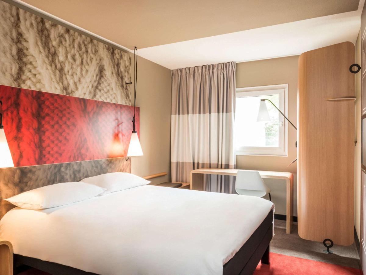 Ibis Rugby East Hotel Крик Екстериор снимка